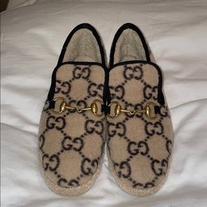Women Gucci Wool Loafer